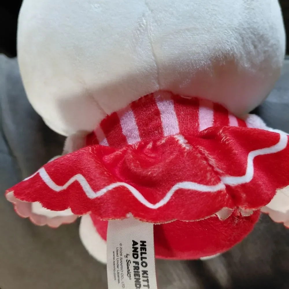 Hello Kitty 9